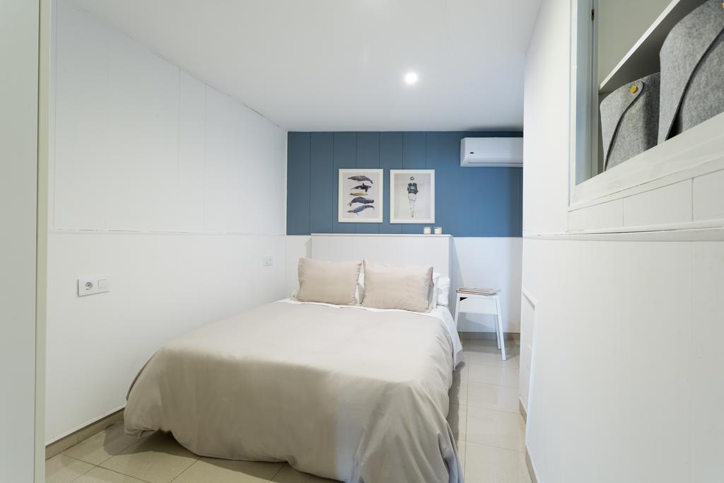 Apartamentos Diaber Gerona 22 Севілья Екстер'єр фото