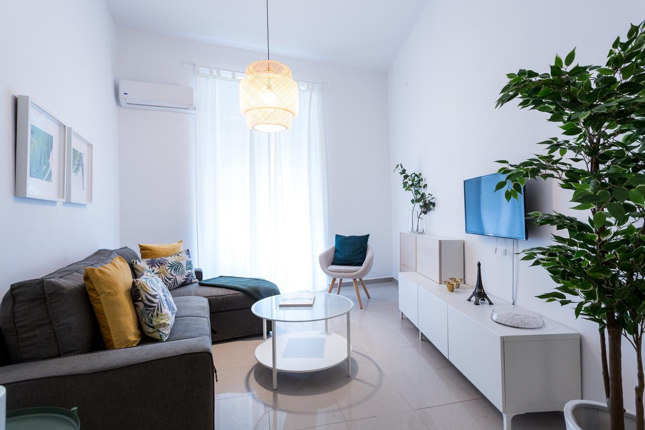 Apartamentos Diaber Gerona 22 Севілья Екстер'єр фото